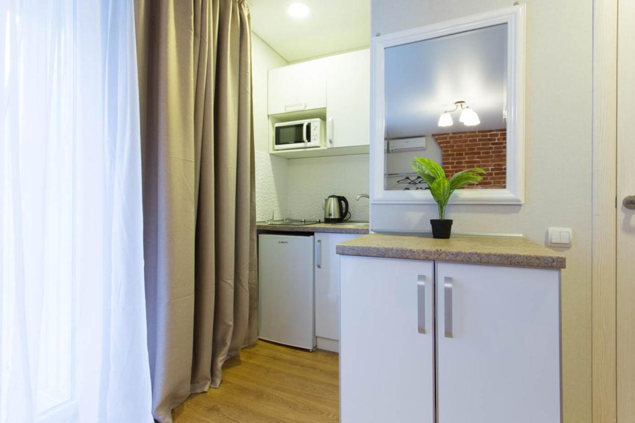 Cozy Studio In The City Center - Mykoly Khvylovoho Str 5-1 Charkov Buitenkant foto
