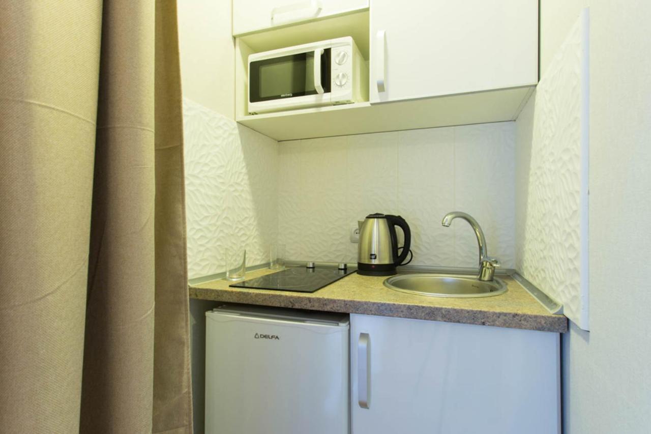 Cozy Studio In The City Center - Mykoly Khvylovoho Str 5-1 Charkov Buitenkant foto